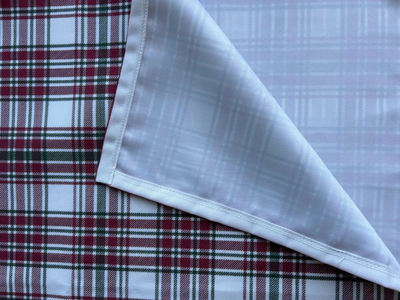 Plaid Holiday or Cookout Table Cloth, Rectangular, 55"x86" - Image 2